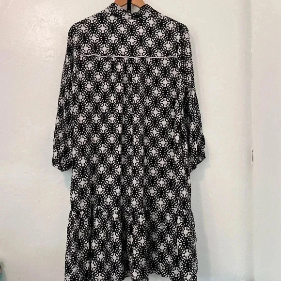 Xirena Women Printed Long Sleeve Unlined Button Down Flowy Dress M Knee Length - Picture 7 of 9